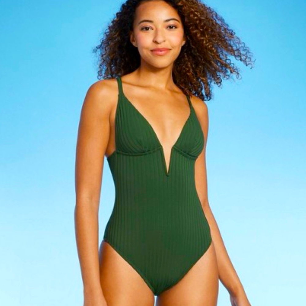 Ribbed one piece bathing suit